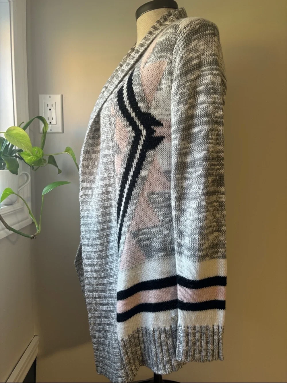 POINT ZERO cardigan - Picture 2 of 5
